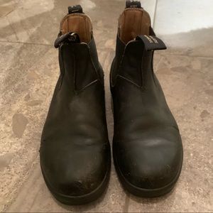 Blundstone Black Leather Chelsea Ankle Boots